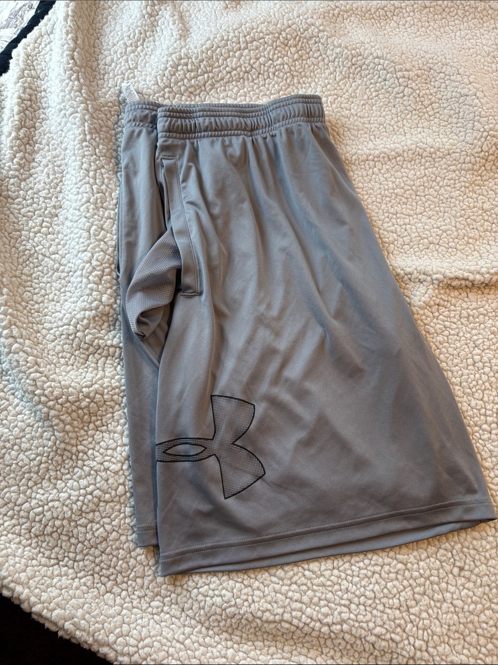 Under Armour Men’s Gray Athletic Performance Shorts